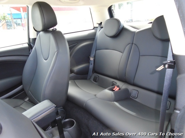 2012 MINI Cooper Hardtop Hatchback