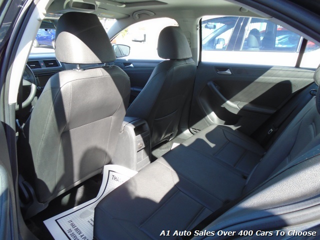 2012 Volkswagen Jetta SE PZEV Sedan