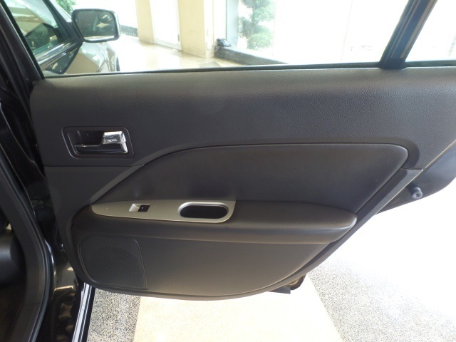 2012 Ford Fusion SEL,LEATHER.SUNROOF.BLUE TOOTH,LO Sedan