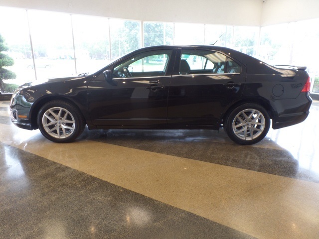 2012 Ford Fusion SEL,LEATHER.SUNROOF.BLUE TOOTH,LO Sedan