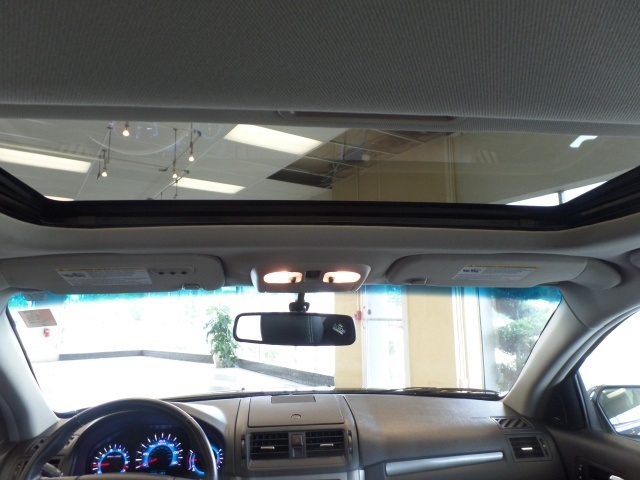 2012 Ford Fusion SEL,LEATHER.SUNROOF.BLUE TOOTH,LO Sedan