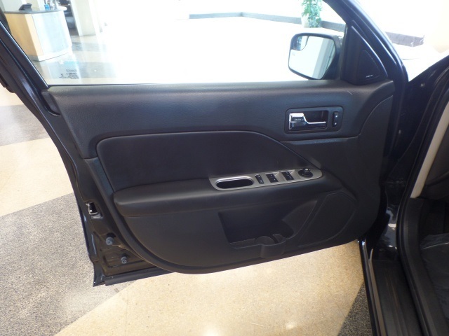 2012 Ford Fusion SEL,LEATHER.SUNROOF.BLUE TOOTH,LO Sedan