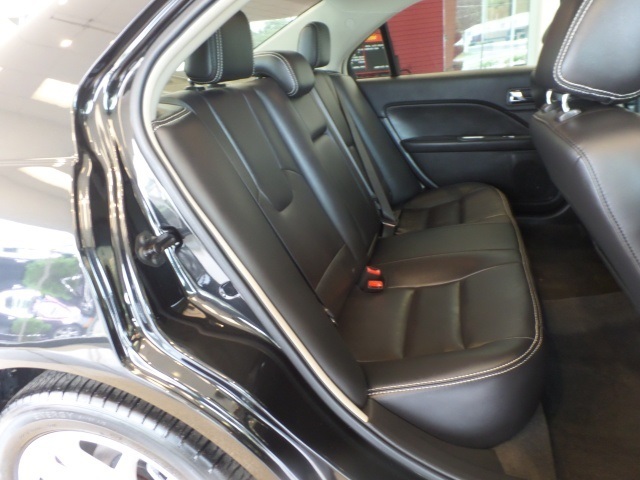 2012 Ford Fusion SEL,LEATHER.SUNROOF.BLUE TOOTH,LO Sedan