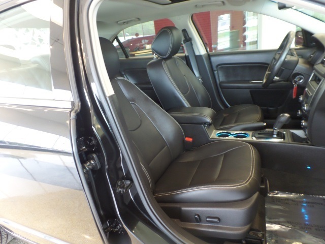 2012 Ford Fusion SEL,LEATHER.SUNROOF.BLUE TOOTH,LO Sedan