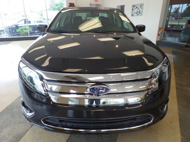 2012 Ford Fusion SEL,LEATHER.SUNROOF.BLUE TOOTH,LO Sedan