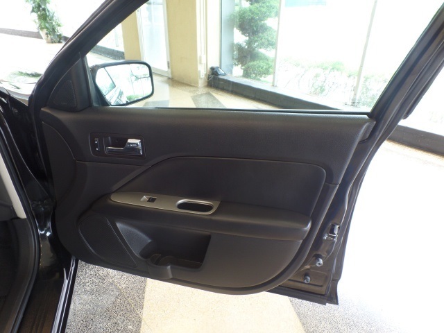 2012 Ford Fusion SEL,LEATHER.SUNROOF.BLUE TOOTH,LO Sedan
