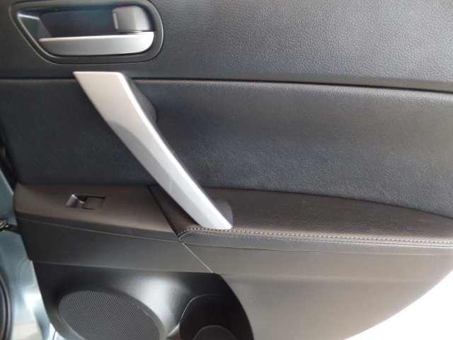 2012 Mazda Mazda3 i Grand Touring Hatchback
