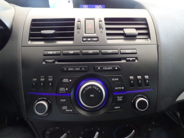 2012 Mazda Mazda3 i Grand Touring Hatchback