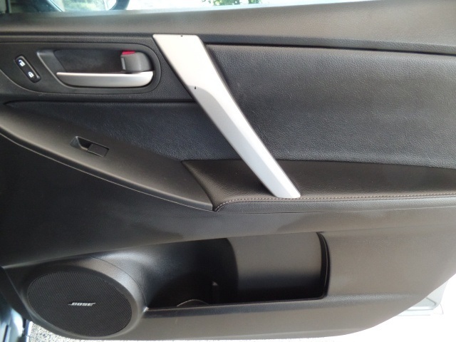 2012 Mazda Mazda3 i Grand Touring Hatchback