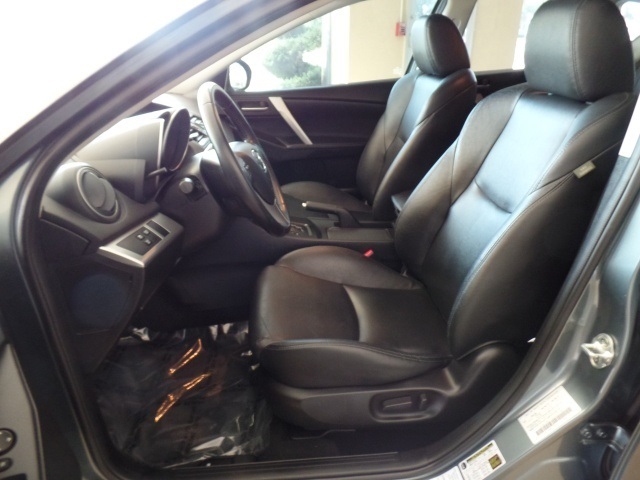 2012 Mazda Mazda3 i Grand Touring Hatchback