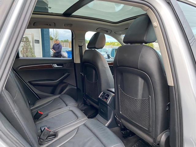 2012 Audi Q5 2.0 quattro Premium Plus