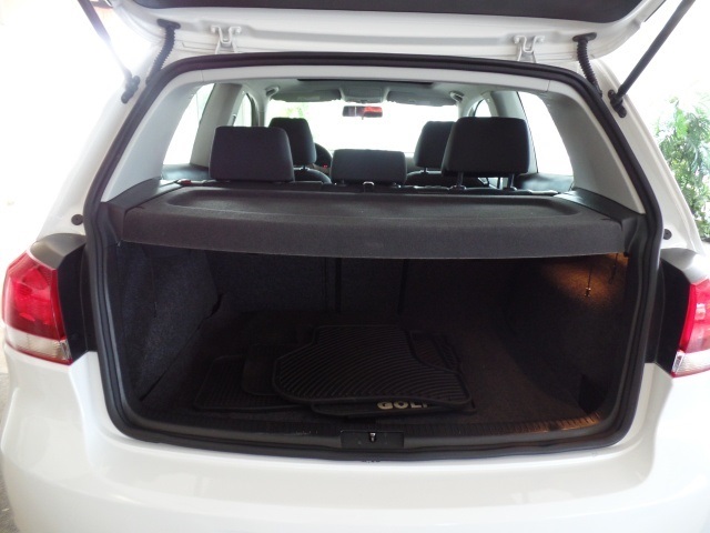 2012 Volkswagen Golf 2.5L PZEV Hatchback