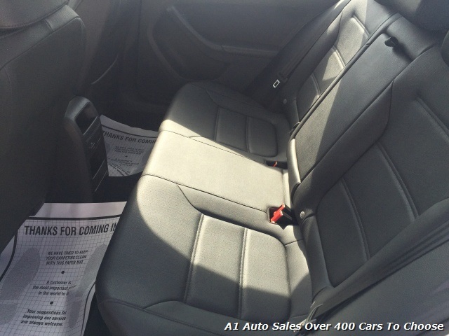 2012 Volkswagen Jetta SE Sedan