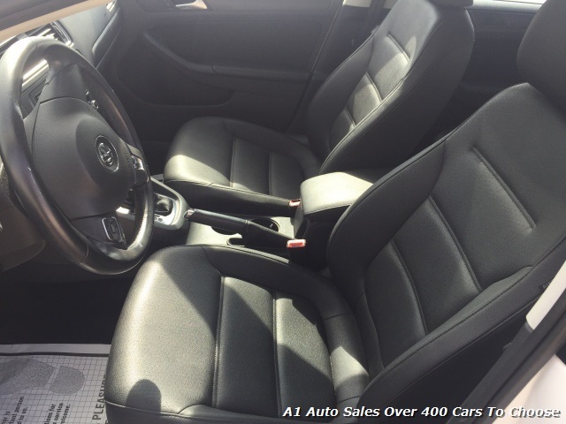 2012 Volkswagen Jetta SE Sedan
