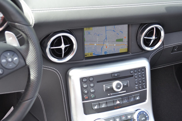 2012 Mercedes-Benz SLS AMG 2dr Roadster SLS AMG