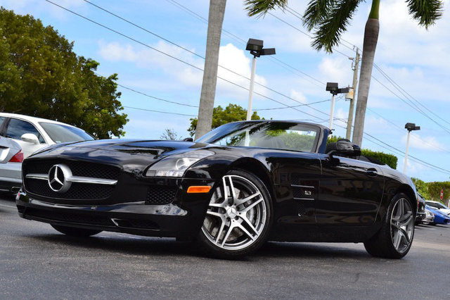 2012 Mercedes-Benz SLS AMG 2dr Roadster SLS AMG