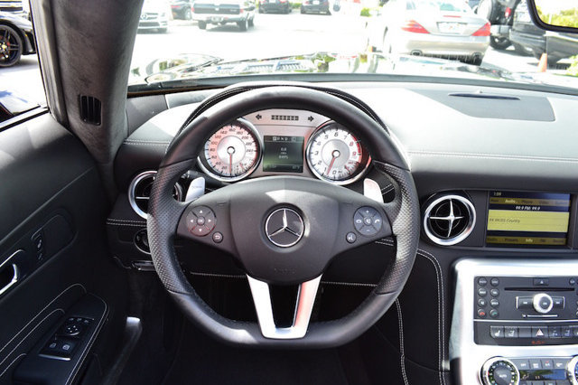 2012 Mercedes-Benz SLS AMG 2dr Roadster SLS AMG