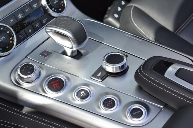 2012 Mercedes-Benz SLS AMG 2dr Roadster SLS AMG