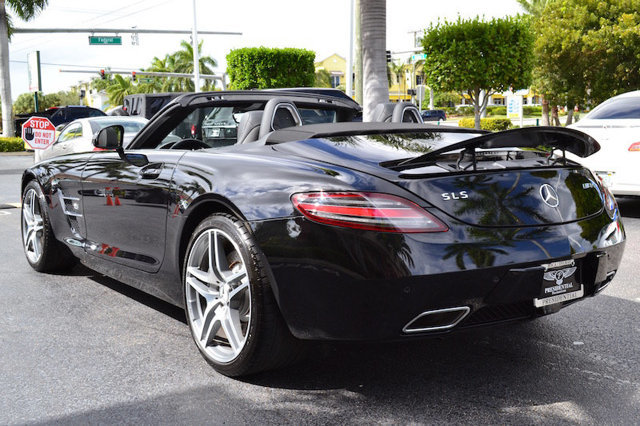 2012 Mercedes-Benz SLS AMG 2dr Roadster SLS AMG