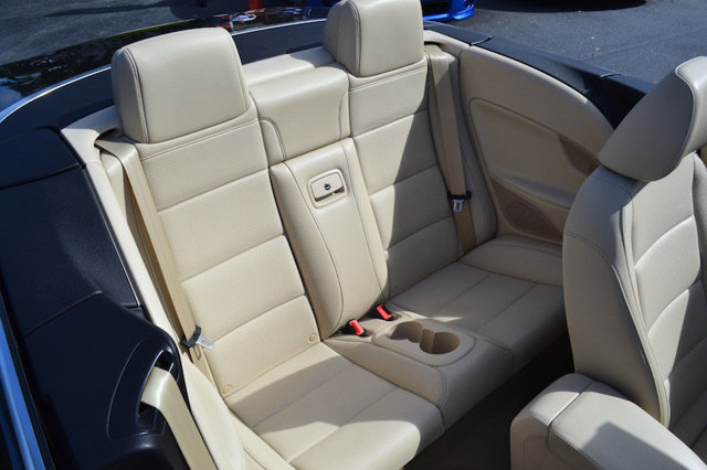 2012 Volkswagen Eos 2dr Convertible Komfort SULEV