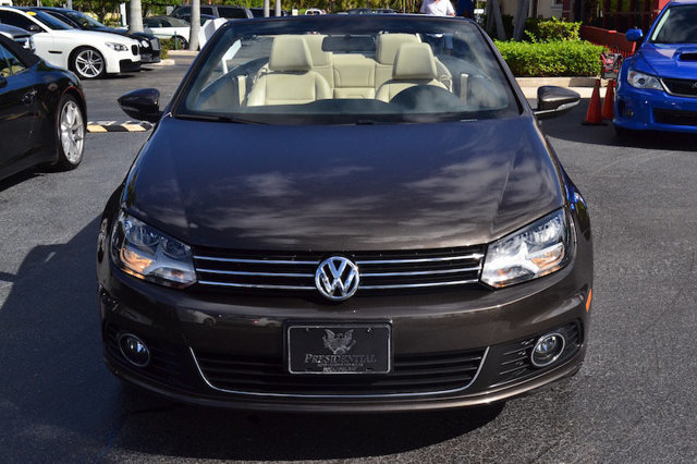 2012 Volkswagen Eos 2dr Convertible Komfort SULEV