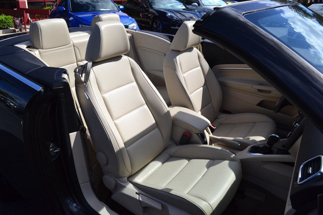 2012 Volkswagen Eos 2dr Convertible Komfort SULEV