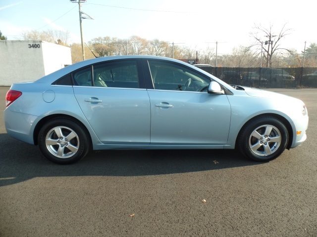 2012 Chevrolet Cruze LT Sedan