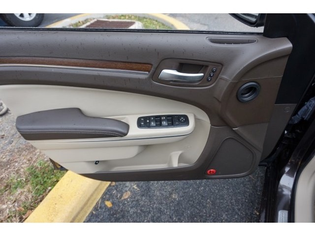 2012 Chrysler 300C Luxury Series Sedan