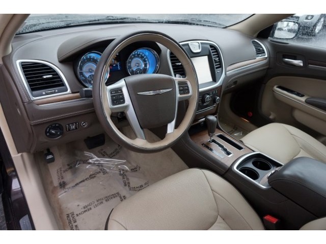 2012 Chrysler 300C Luxury Series Sedan