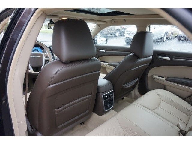 2012 Chrysler 300C Luxury Series Sedan