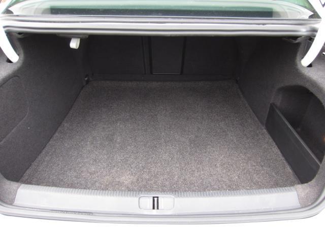 2012 Volkswagen Passat Lux CC Sedan