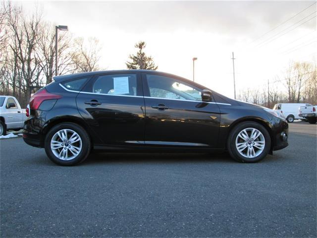 2012 Ford Focus SEL Hatchback