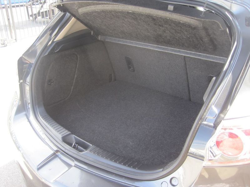 2012 Mazda Mazda3 i Touring