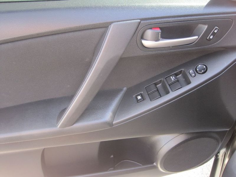 2012 Mazda Mazda3 i Touring