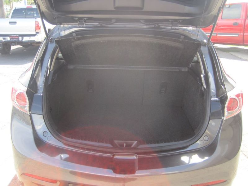 2012 Mazda Mazda3 i Touring