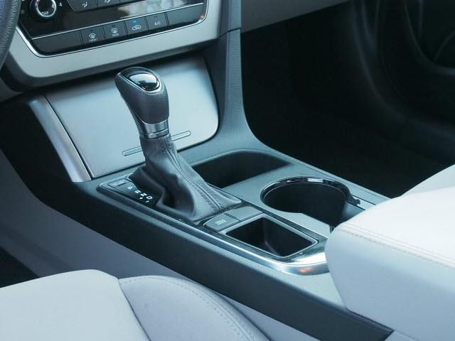 2015 Hyundai Sonata SE Sedan
