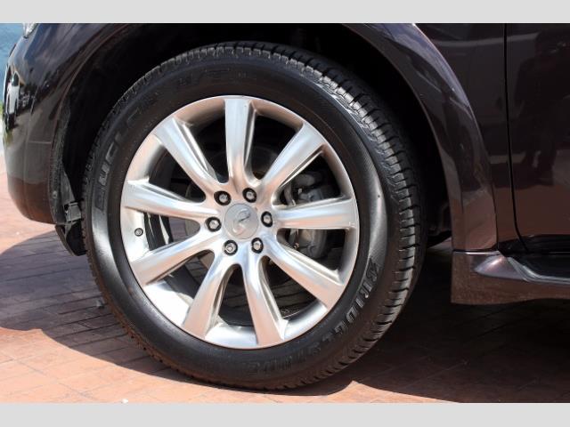 2012 INFINITI QX56 SUV