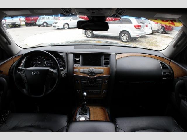 2012 INFINITI QX56 SUV