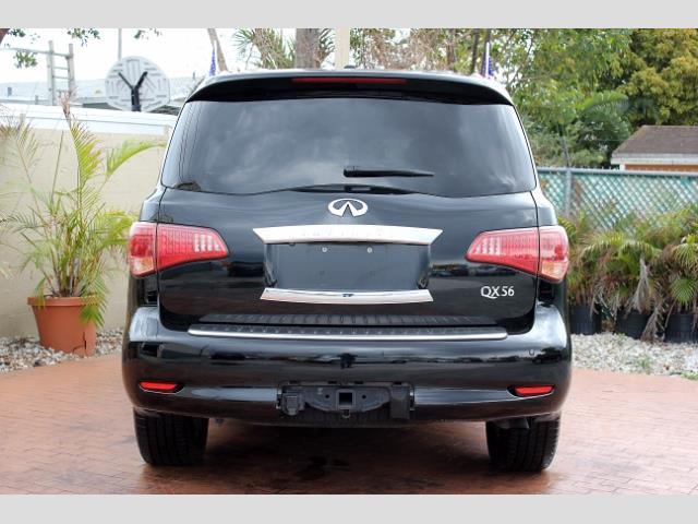 2012 INFINITI QX56 SUV