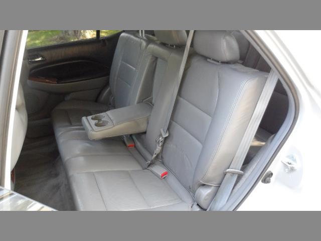 2004 Acura MDX SUV