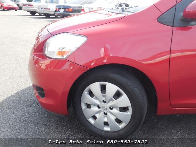 2012 Toyota Yaris Sedan