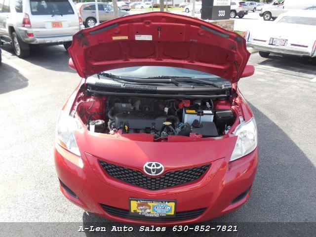 2012 Toyota Yaris Sedan
