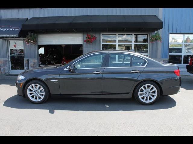 2012 BMW 528i xDrive Sedan