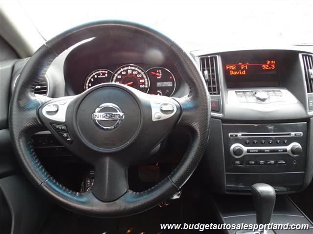 2012 Nissan Maxima 3.5 S ONE OWNER Sedan