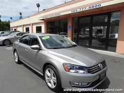 2012 Volkswagen Passat V6 SEL Premium Navigation ONE OWN Sedan