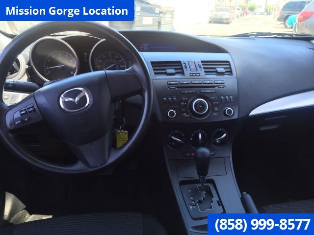 2012 Mazda Mazda3 i Sport Sedan