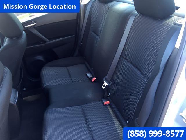 2012 Mazda Mazda3 i Sport Sedan
