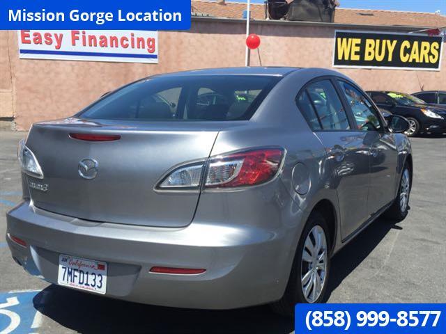 2012 Mazda Mazda3 i Sport Sedan