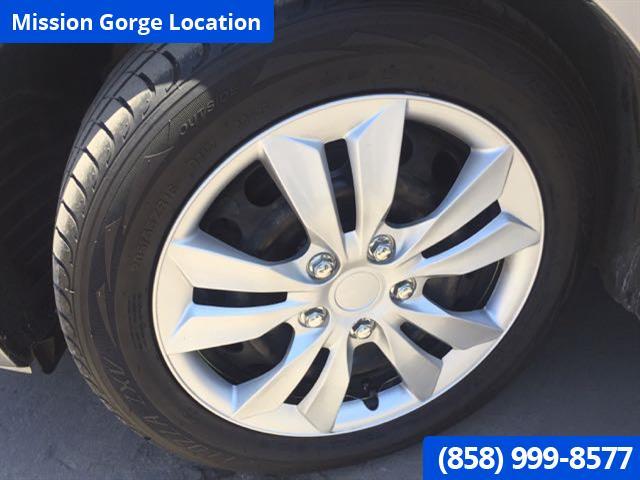 2012 Mazda Mazda3 i Sport Sedan