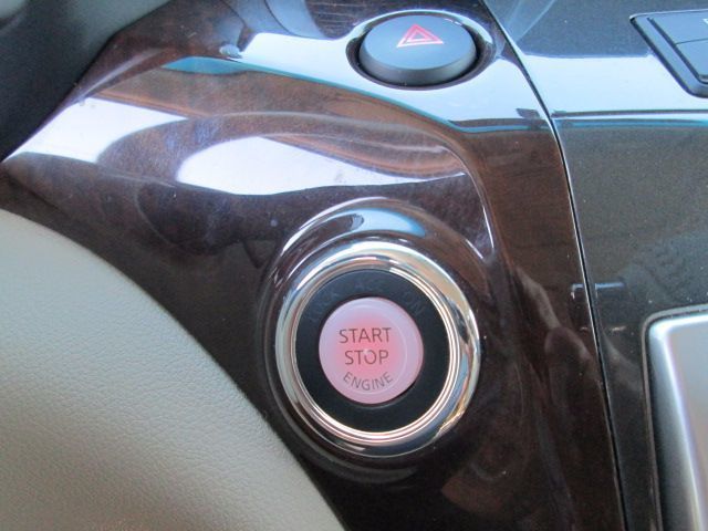 2012 Nissan Quest SL